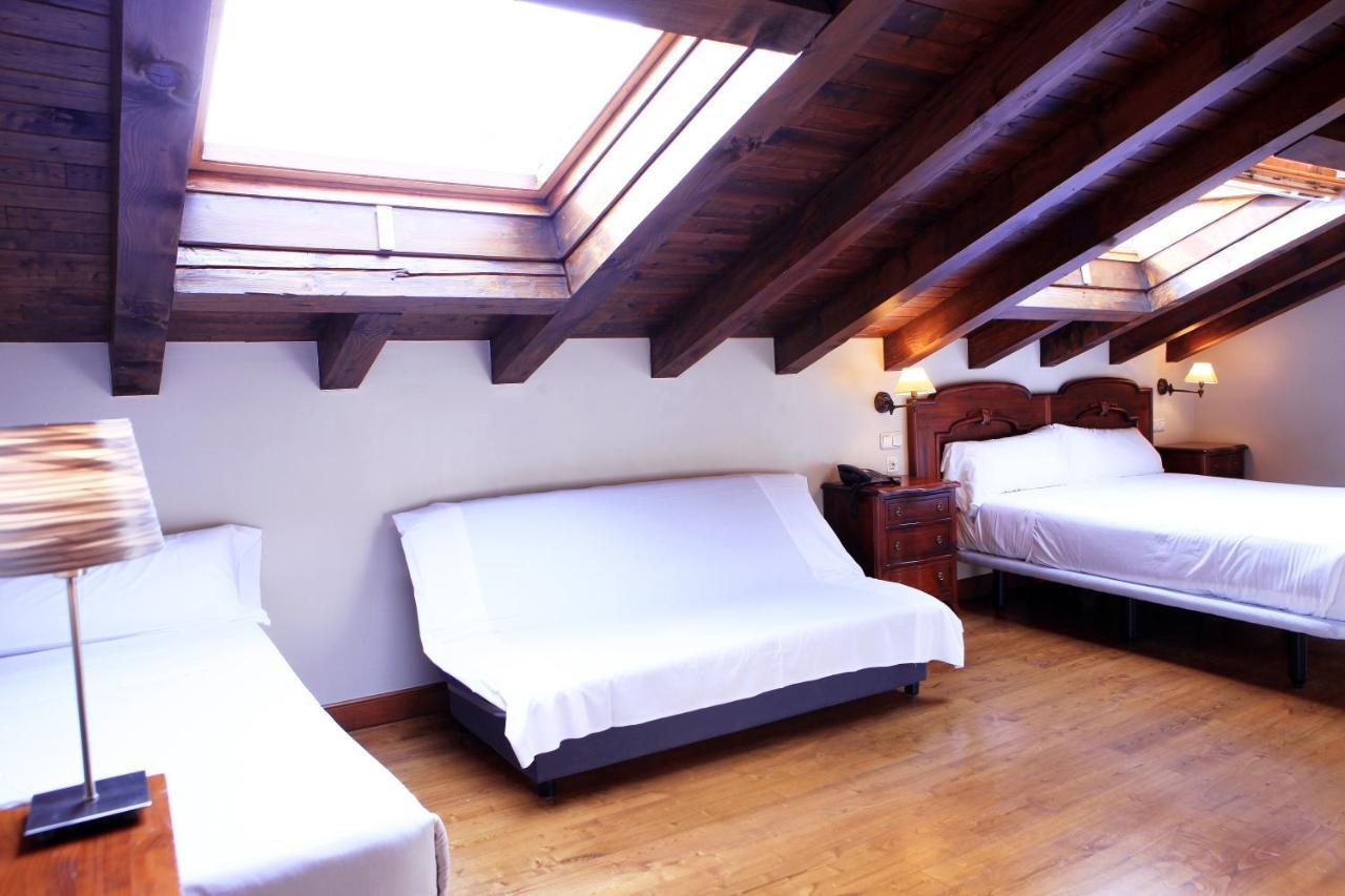 Hostal Antxitonea Елисондо Екстериор снимка